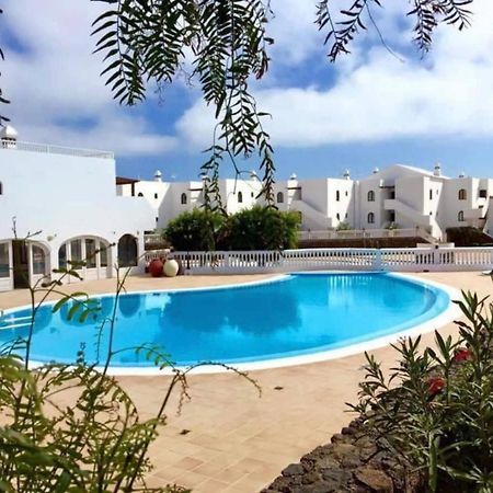 Apartamento con piscina y vistas -Le Petit Paradis Costa Teguise Exterior foto