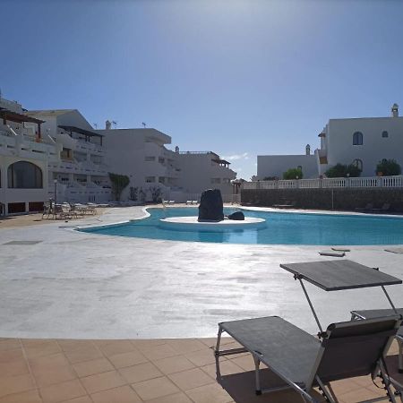 Apartamento con piscina y vistas -Le Petit Paradis Costa Teguise Exterior foto